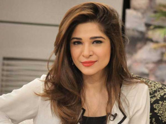 بیوی سے بے وفائی اور ناجائز تعلقات کی اجازت کا بیان، عائشہ عمر کا ردعمل سامنے آگیا