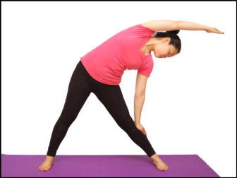 ہوم ورک آؤٹ آئیڈیاز ؛  جِم کے بغیر گھر پر فٹ رہنے کے آسان طریقے