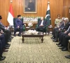 صدر مملکت نے انڈونیشیا کے صدر کو نشان پاکستان سے نواز دیا