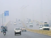 شدید دھند کی وجہ سے موٹر وے ایم ون پشاور سے رشکئی تک بند