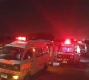 کراچی؛ تیز رفتار گاڑی کی ٹکر سے 3 سالہ بچی سمیت 3 افراد جاں بحق