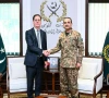 فیلڈ مارشل سے فرانس کے سیکریٹری دفاع کی ملاقات، دفاع سمیت دیگر شعبوں میں تعاون پر تبادلہ خیال