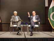 پاکستان نے اب اسکور بورڈ پر کچھ رنز بنا لیے لیکن ماضی کی غلطیوں سے بچنا ہوگا، وزیر خزانہ