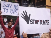 بھارت؛ جنسی زیادتی کی شکار 10 سالہ بچی اسپتال کی غفلت کے باعث ہلاک