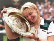 سابق ومبلڈن چیمپئن جینا نووٹنا کینسرسے زندگی کی جنگ ہارگئیں