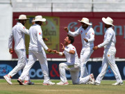 ٹیسٹ رینکنگ میں ساتویں پوزیشن پاکستانی پاؤں کی زنجیر بن گئی