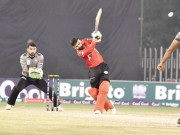 احمد شہزاد کے ڈوبتے کیریئر کو سنچری سے سہارا مل گیا