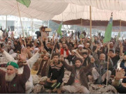 لاہور میں بھی دھرنے کا پرامن اختتام
