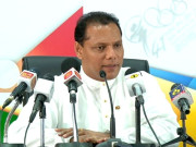 سری لنکن وزیر کھیل ٹیم سلیکشن پر ناخوش پلیئرز کو بھارت روانگی سے روک دیا