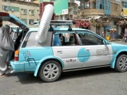 افغان ٹیکسی ڈرائیوروں کا گاڑی میں اے سی سسٹم لگانے کا انوکھا طریقہ 