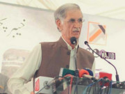 وفاقی حکومت مسئلوں اور کرپشن کے گناہوں میں الجھ گئی ہے پرویز خٹک