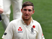 انگلش کرکٹر کریگ اوورٹن ٹوٹی پسلی کے باوجود کھیلتے رہے