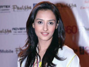 والد کی شہرت کو سیڑھی نہیں بنایا اچھا اسکرپٹ ملا تو فلم کروں گی مومل شیخ