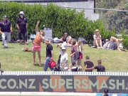 نیوزی لینڈ کے ایک شائق نے 50 ہزار ڈالر کمانے کا نادر موقع گنوا دیا