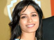 فنکارہ ہوں اسی شعبے سے وابستہ رہوں گی فریدہ پنٹو   