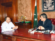صحافیوں کی فلاح و بہبودکیلیے حکومت تعاون کرے گی گورنر   