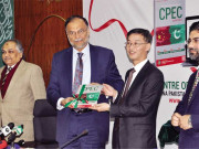 کوئی خوفزدہ نہ ہو سی پیک سیکیورٹی نہیں ترقی کا منصوبہ ہے احسن اقبال