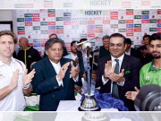 ورلڈ الیون کا دورۂ پاکستان بزرگ کھلاڑیوں کی آمد سے انٹرنیشنل ہاکی بحال ہوگی