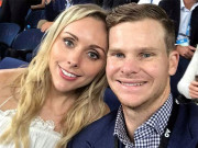 غائب دماغ اسمتھ نے سیلفی میں منگیتر کے بجائے کسی اور کو ٹیگ کردیا