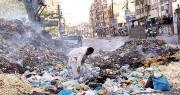 کچرا جلانے والوں کے خلاف کارروائی کا فیصلہ