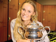 آسٹریلین اوپن ووزنیاسکی کو ٹرافی تھامنے کا موقع مل ہی گیا