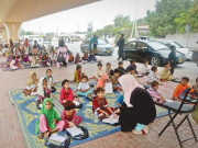 فٹ پاتھ اسکولوں پر پابندی غریب بچوں کا مستقبل داؤ پر لگ گیا