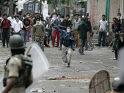 مقبول بٹ شہید کی برسی پر مقبوضہ کشمیر میں مکمل شٹرڈاؤن ہڑتال