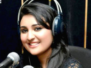 سوشل میڈیا پر کل گلوکاری کا براہ راست پروگرام پیش کروں گی سارہ رضا خان