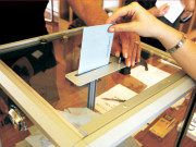 ہارنے کا خوف پختونخوا کے متعدد سیاستدان کئی حلقوں سے امیدوار   