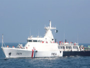 پاک بحریہ کے جہاز عالمی میری ٹائم دفاعی نمائش میں شرکت کے لیے دوحہ پہنچ گئے