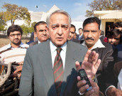 چیئرمین نیب کا سیاستدانوں کے ردعمل پر وضاحت نہ کرنیکا فیصلہ   