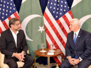 امریکی نائب صدر کا وزیراعظم شاہد خاقان عباسی سے ’ڈومور‘ کا مطالبہ