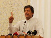 نواز شہباز اور زرداری ملک کو دیمک کی طرح کھا رہے ہیں عمران خان