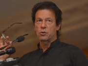 نواز شریف کو کرپشن سے پاک سمجھنے والے وزیراعظم بے وقوف ہیں عمران خان