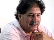 ہتک عزت کیس میں سرفراز نواز کے قابل ضمانت وارنٹ گرفتاری جاری