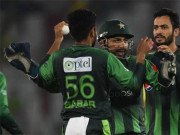 قومی کپتان سرفراز احمد کلین سوئپ پر خوشی سے جھوم اٹھے