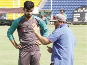 شاداب خان کو ٹیسٹ کے ’’آداب‘‘ سکھانے کا مشن شروع