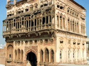 گلزار منزل جو مکینوں کا مدفن بن گئی