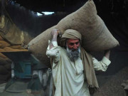 جو چھٹی گھر میں فاقے لائے وہ چھٹی ہی کیا