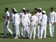 ٹیسٹ کا سنسنی خیز آغاز پہلی گیند پر امام الحق کی حریف پلیئرز سے ٹکر