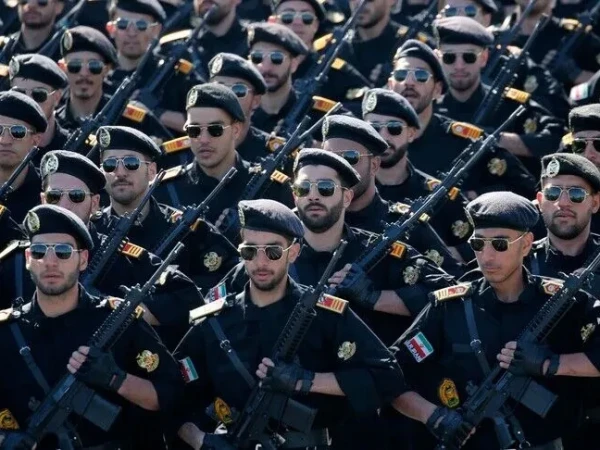 ایرانی فوج کا عسکری پالیسی کو دفاعی سے جارحانہ انداز میں تبدیل کرنے کا اعلان