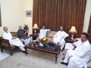 مسلم لیگ ن کے ایم این اے سمیت 3 رہنما پی ٹی آئی میں شامل