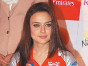 ممبئی انڈینز کے پلے آف سے آؤٹ ہوجانے پر کنگز الیون کی اونر پریتی خوش