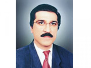 صدر پر تنقید کرنیوالوں کیخلاف الیکشن کمیشن کارروائی کرے گورنر پنجاب