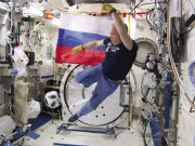 روس نے ورلڈکپ فٹبال کو خلا کی سیر کرا دی