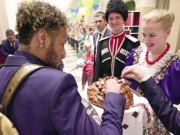 فٹ بال ورلڈ کپ شائقین کا جوش و خروش آسمان کی بلندیوں کو چھونے لگا