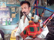 شادی بیاہ کے سیزن میں بینڈ بجانے والے فارغ باجے زنگ کھانے لگے