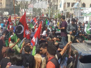 لیاری میں بلاول بھٹو کے قافلے پر مشتعل مظاہرین کا حملہ متعدد افراد زخمی