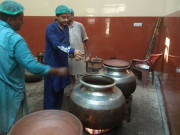 انتخابی گہما گہمی میں پکوان تیار کرنے والوں کی چاندی