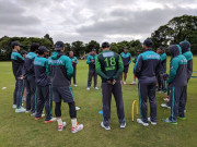 انجانے خوف نے گرین شرٹس کو اصل مقصد سے بھٹکا دیا